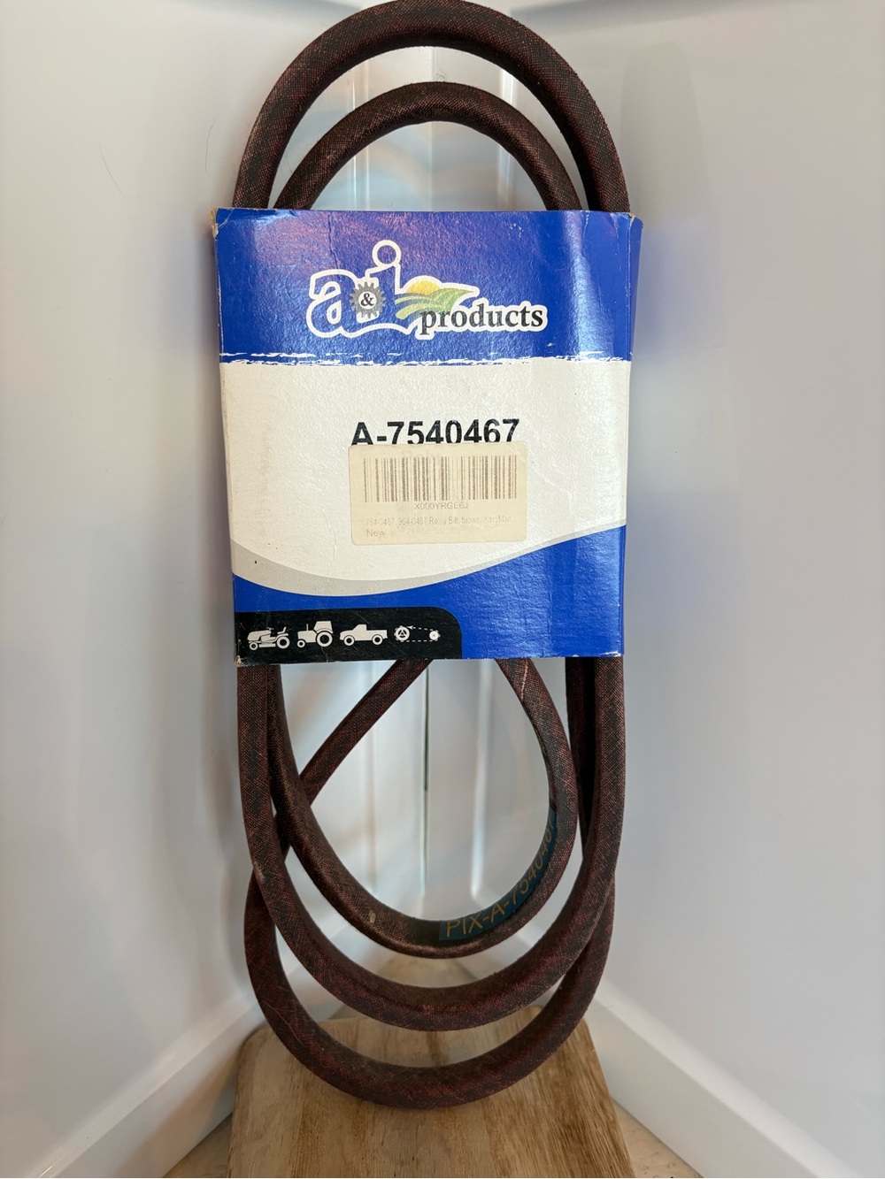 A&I Products Replacement A-7540467 lower drive belt.